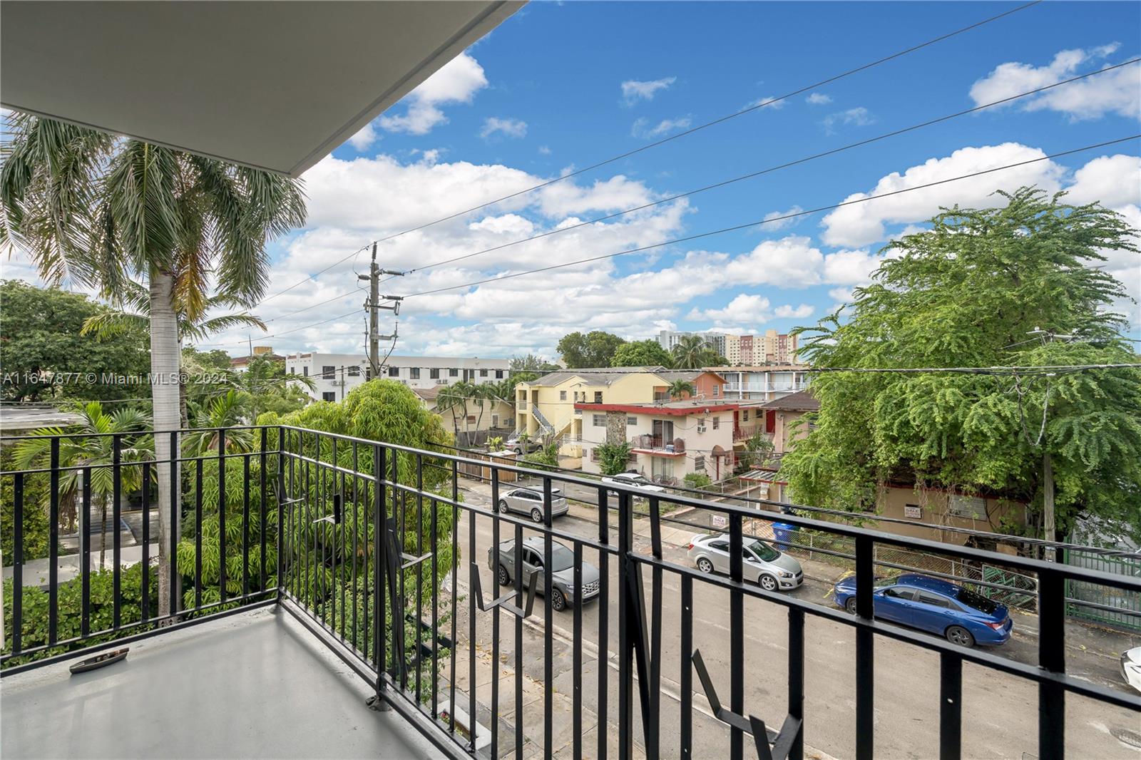 VILLA NAVARRA CONDO - Residential