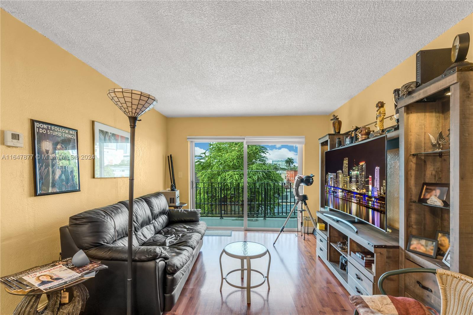 VILLA NAVARRA CONDO - Residential