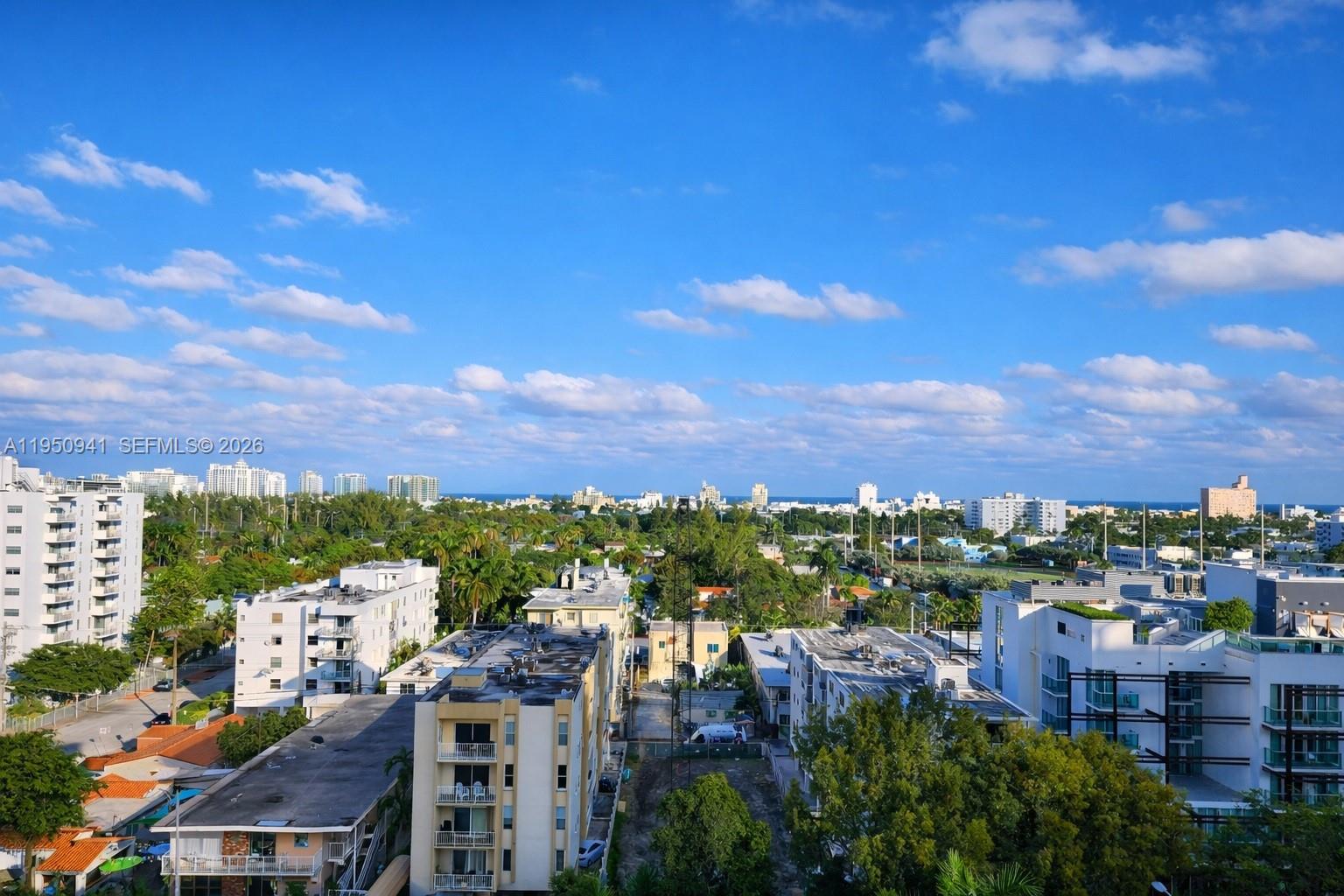 BAYVIEW TERR CONDO - Residential