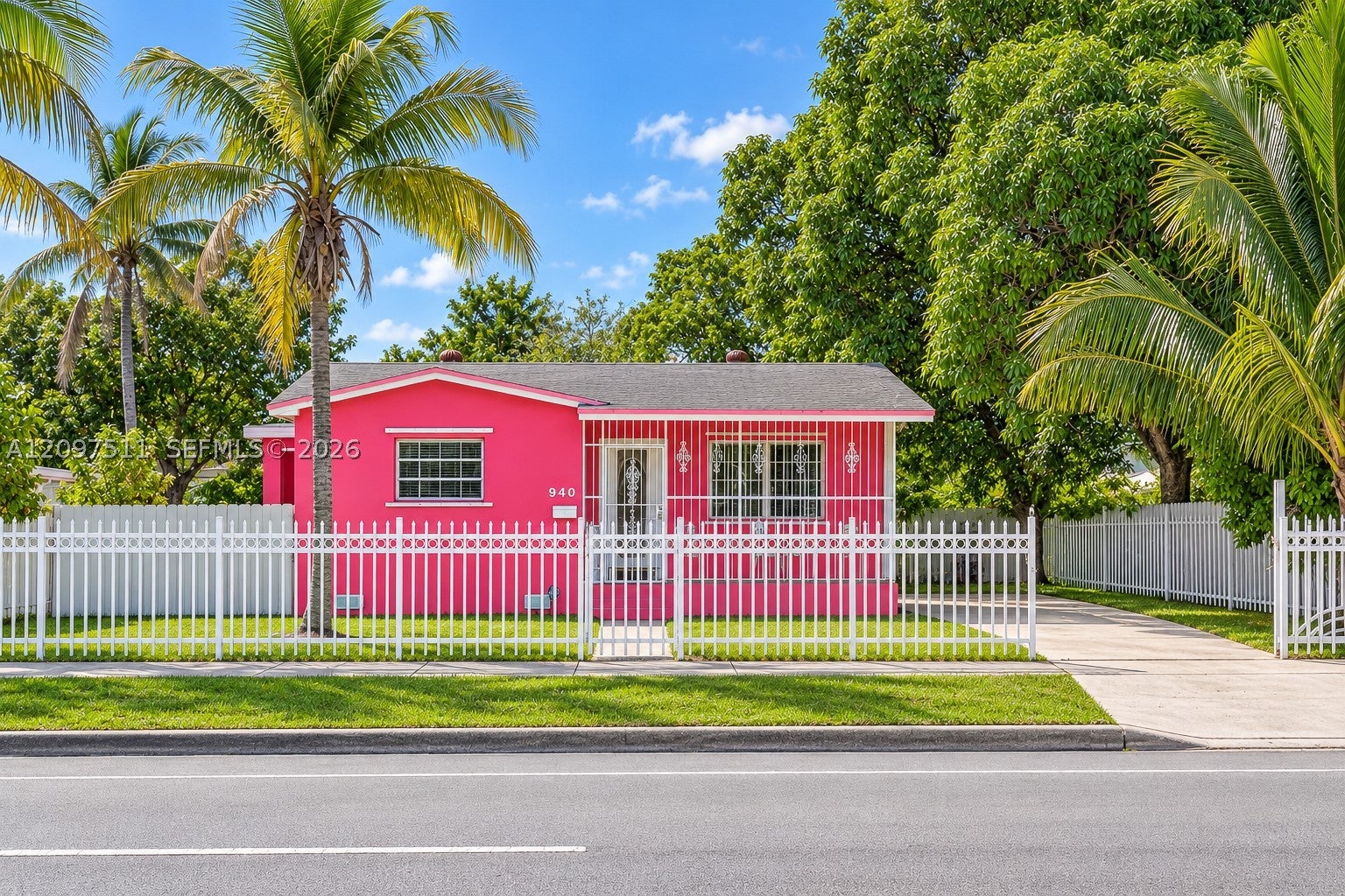 940 NW 135th St
