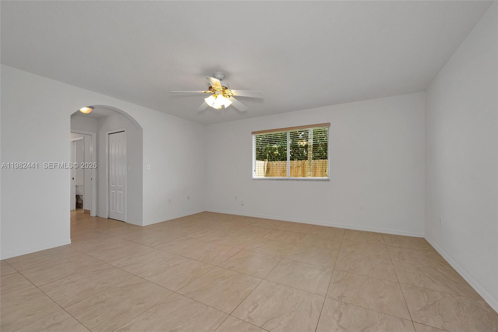 CORAL PINES - Residential
