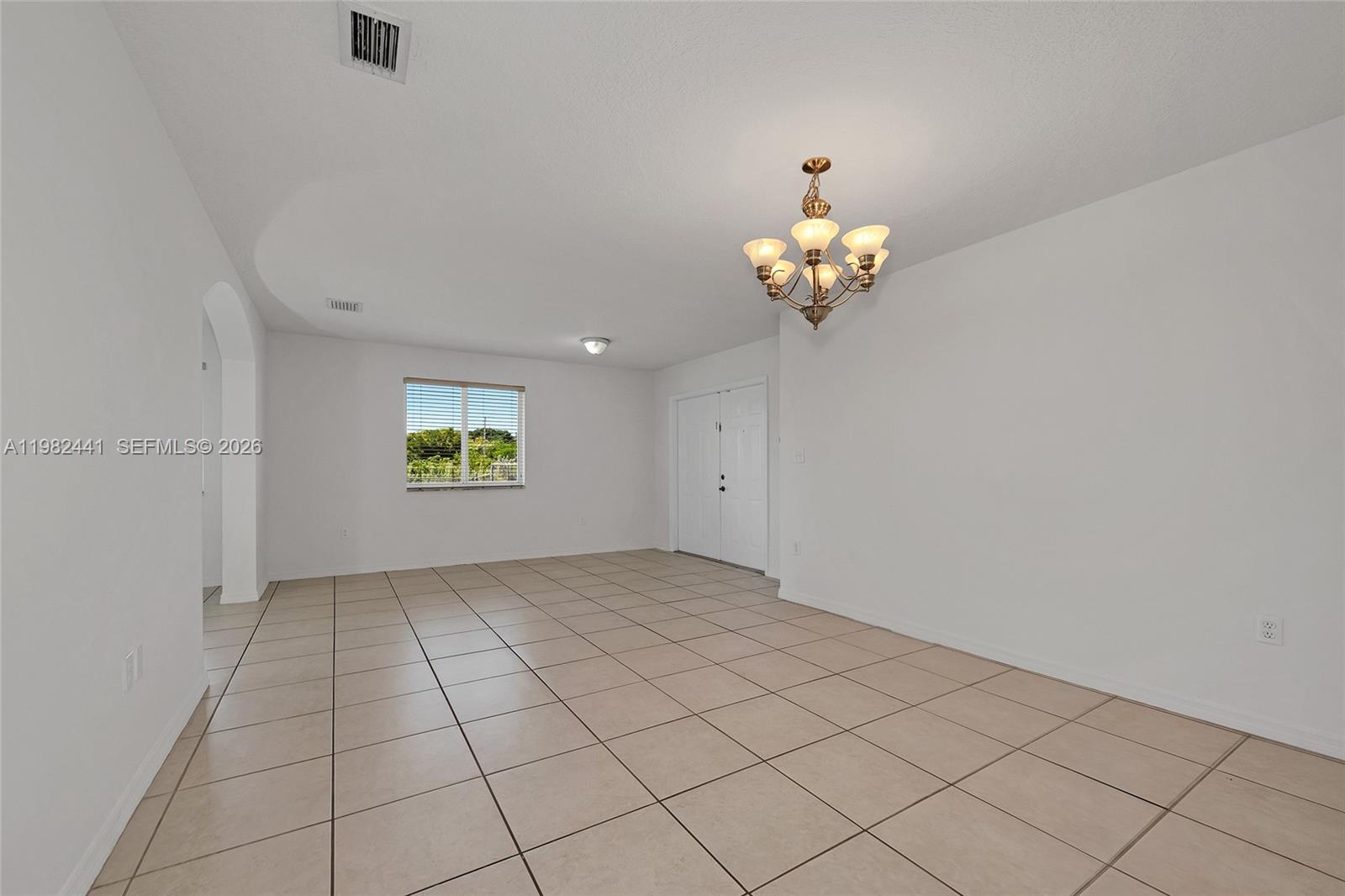 CORAL PINES - Residential