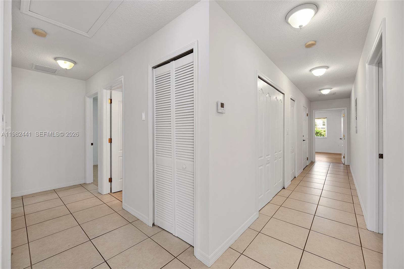 CORAL PINES - Residential