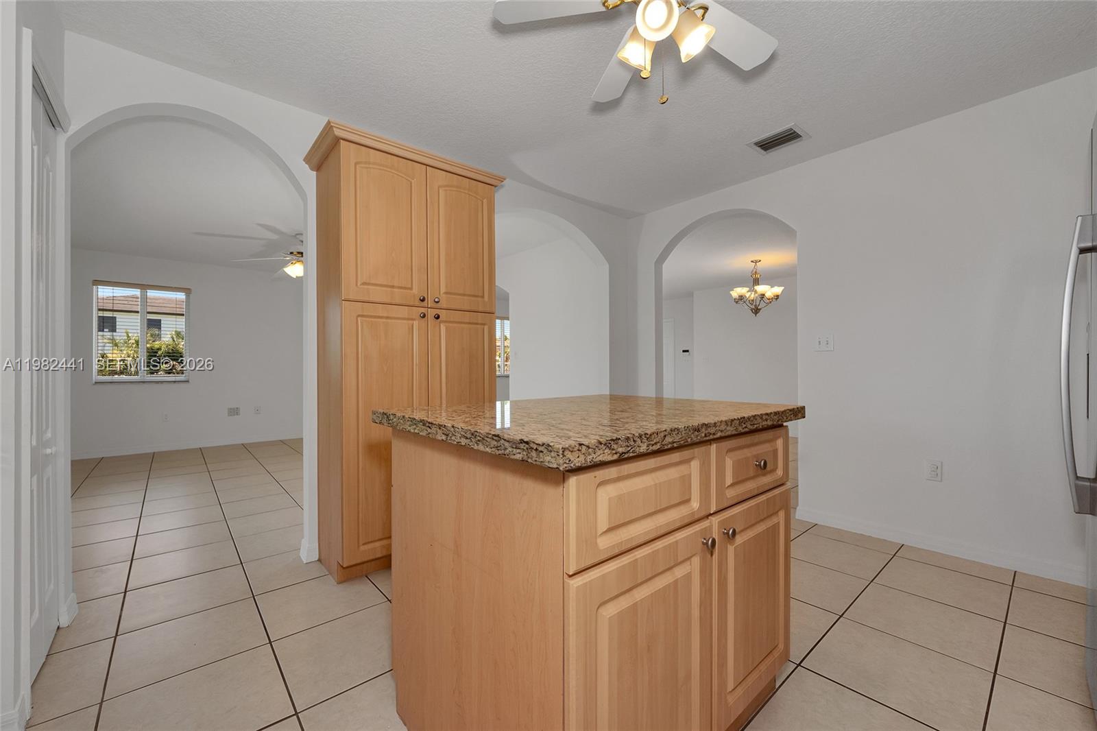 CORAL PINES - Residential