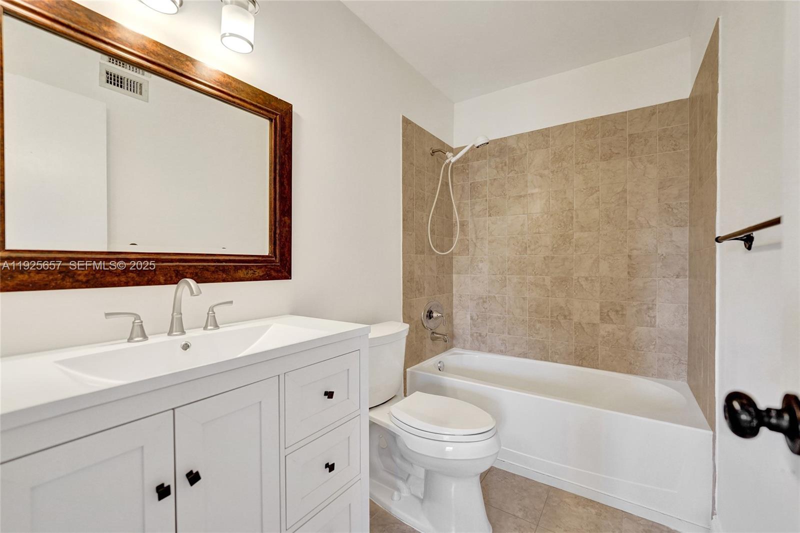 CHATEAU ON THE KNOLL - Residential Lease