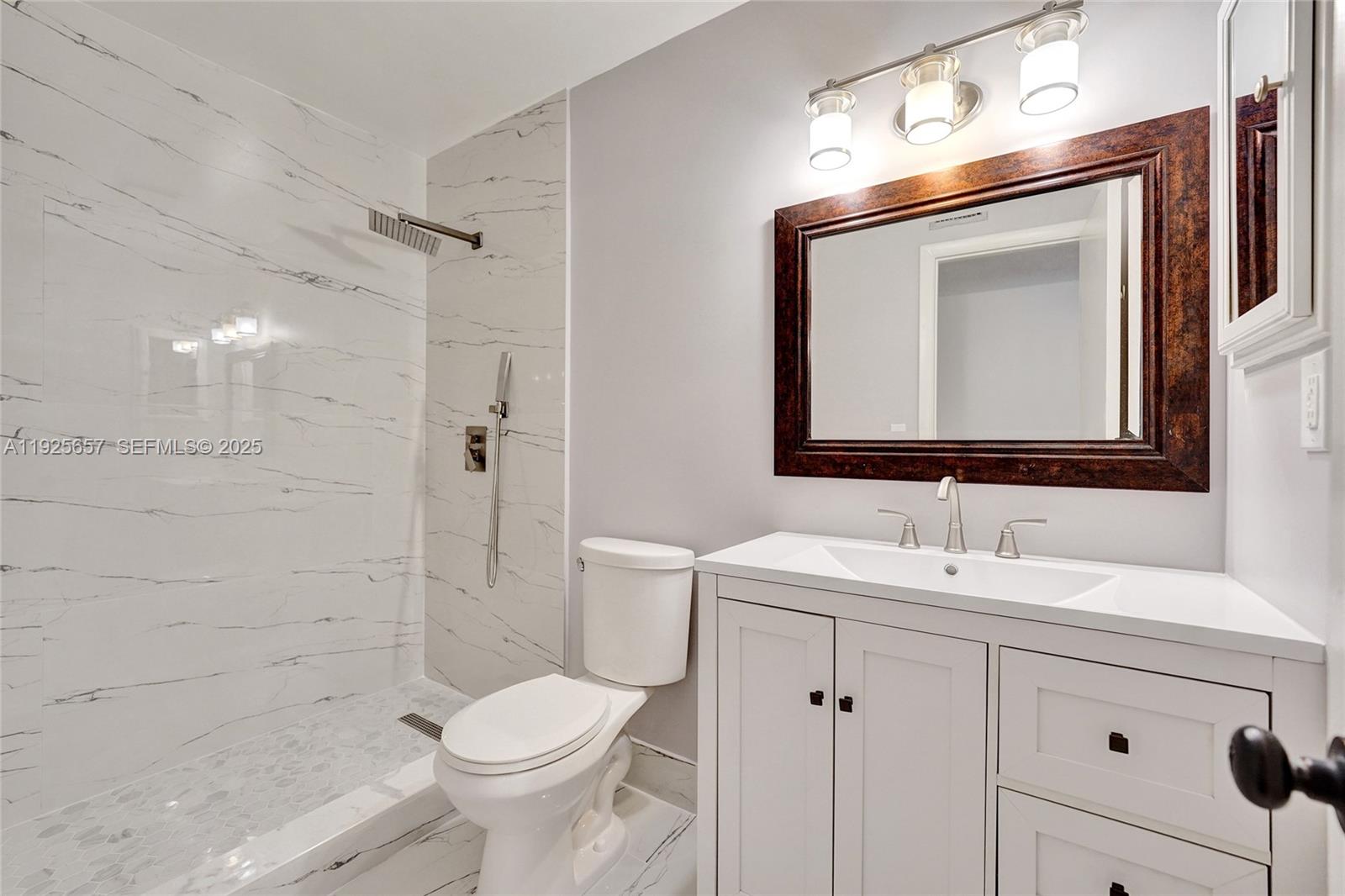 CHATEAU ON THE KNOLL - Residential Lease