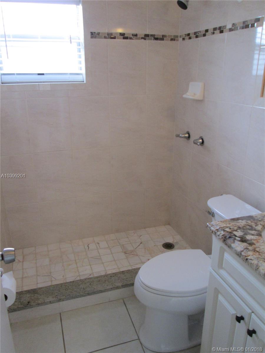 CHABELA CONDO - Residential