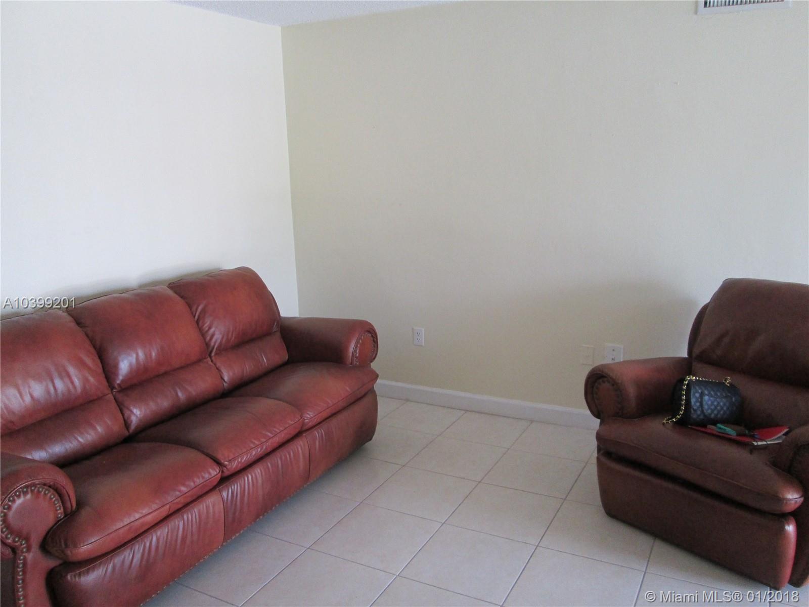 CHABELA CONDO - Residential