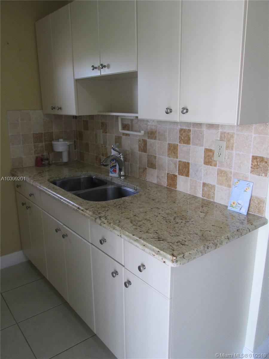 CHABELA CONDO - Residential