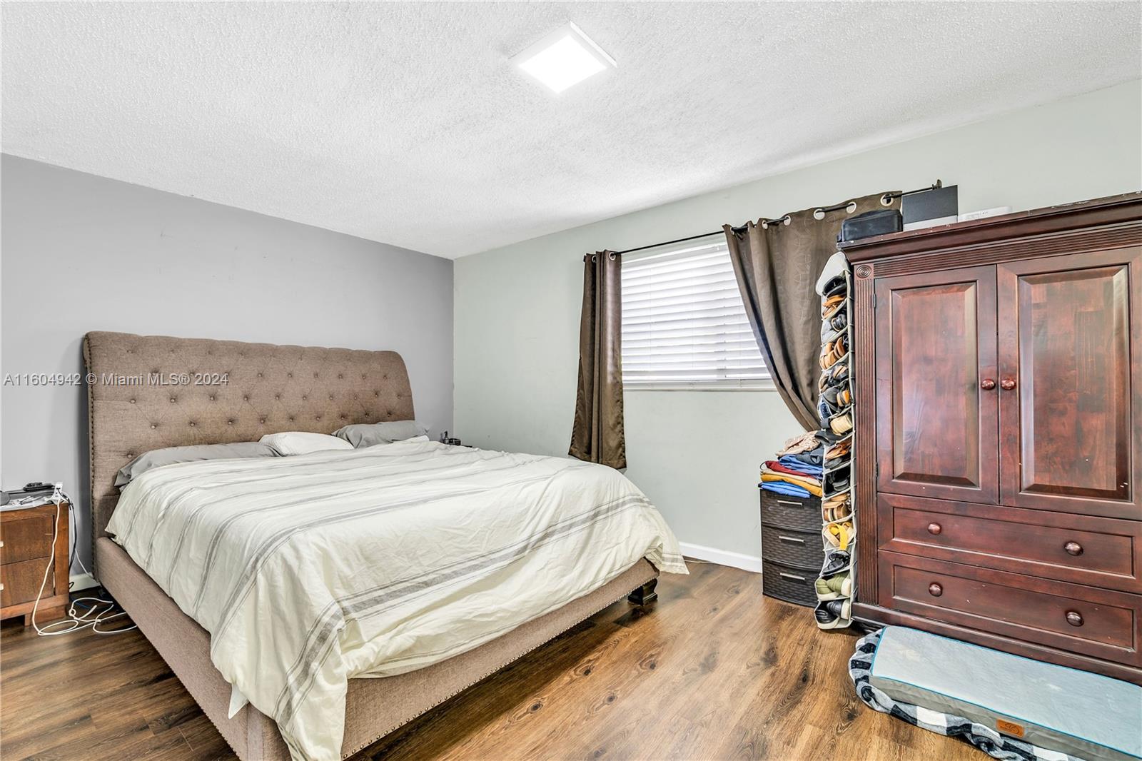 HIALEAH 13TH ADDN AMD PL - Residential