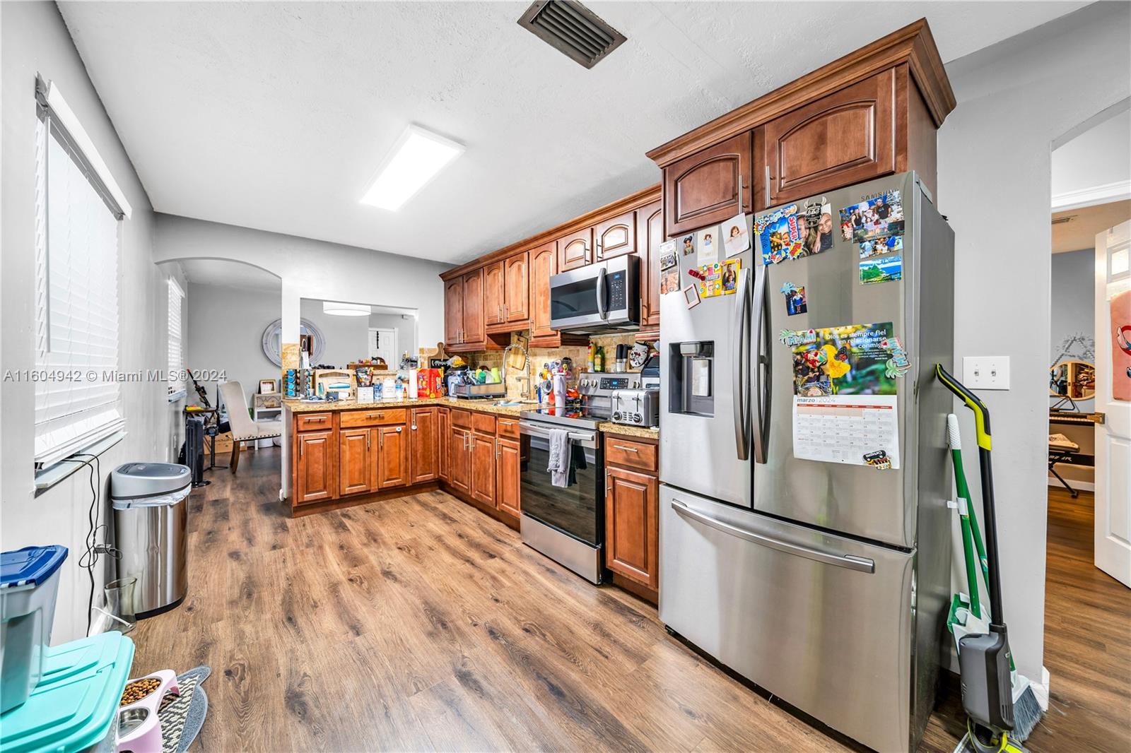 HIALEAH 13TH ADDN AMD PL - Residential