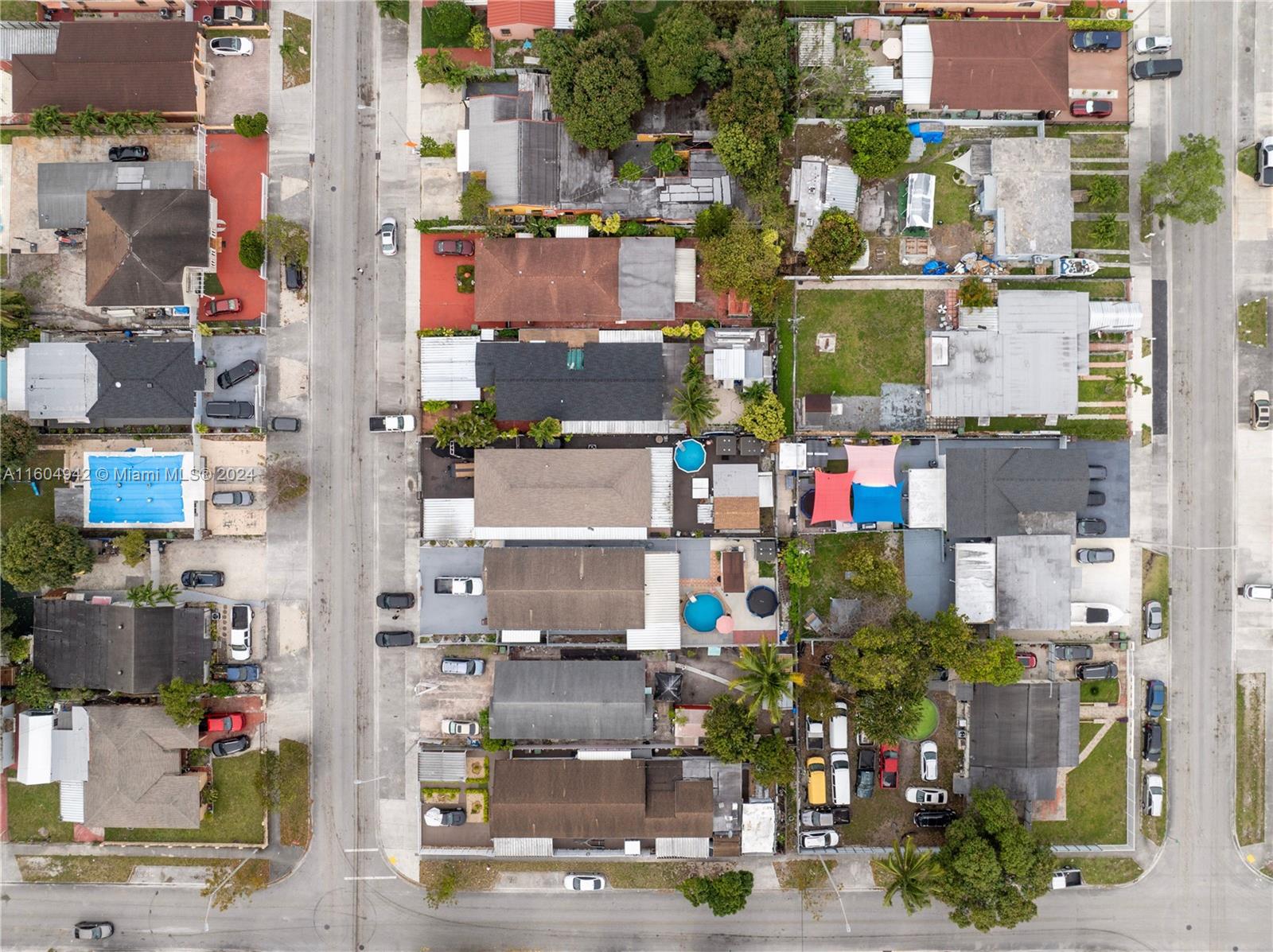 HIALEAH 13TH ADDN AMD PL - Residential