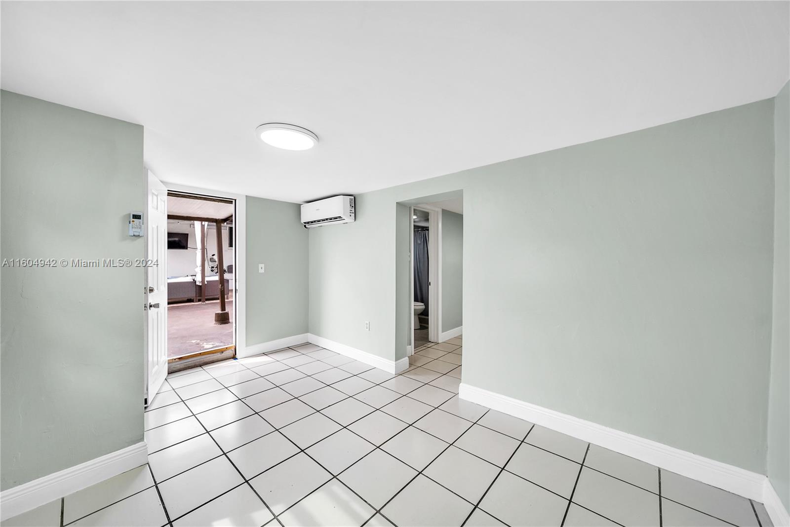 HIALEAH 13TH ADDN AMD PL - Residential