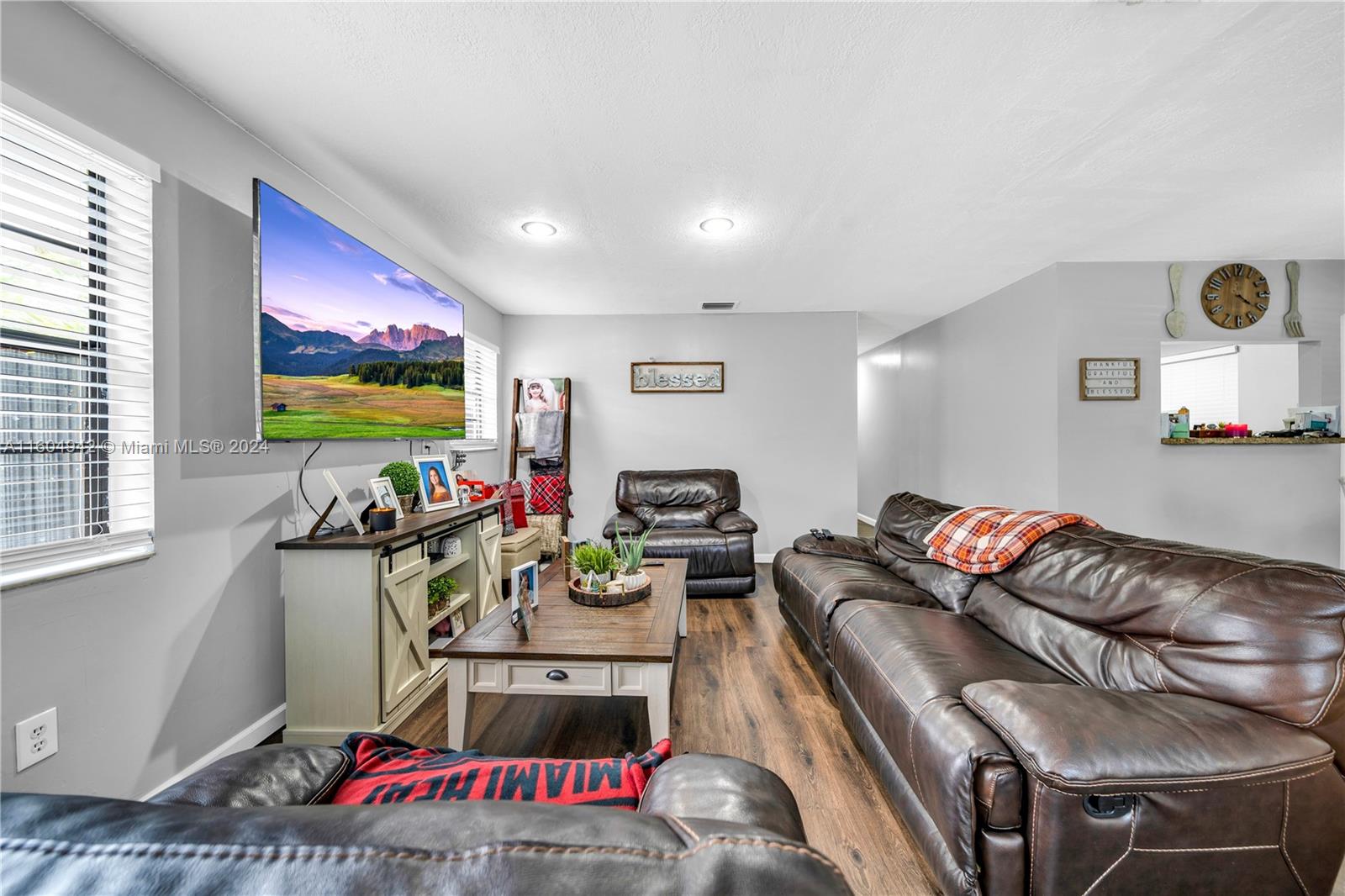 HIALEAH 13TH ADDN AMD PL - Residential