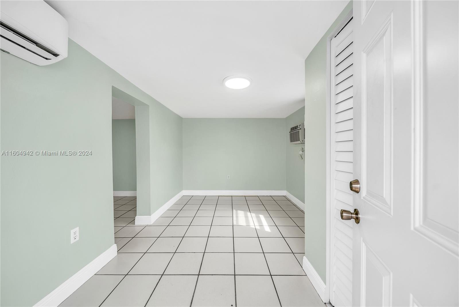 HIALEAH 13TH ADDN AMD PL - Residential