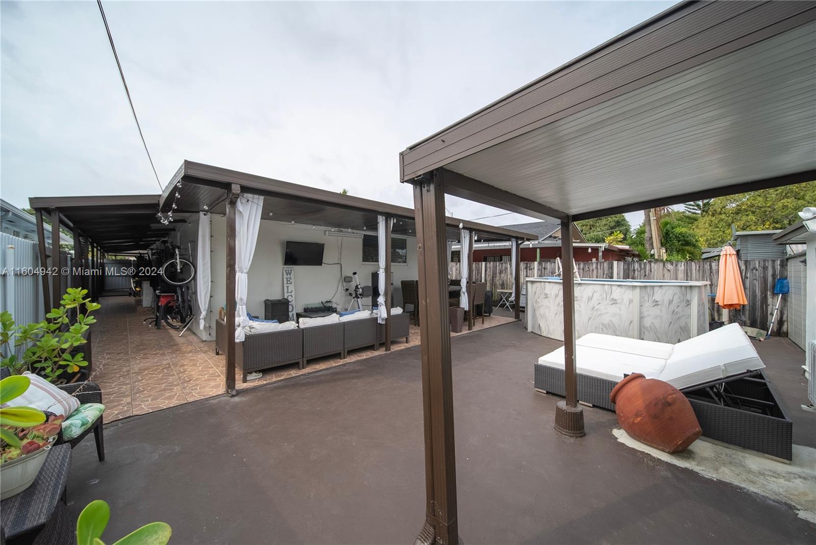 HIALEAH 13TH ADDN AMD PL - Residential