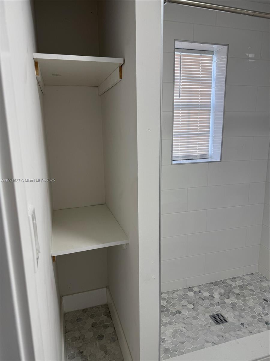 ALTOS DEL MAR NO 3 - Residential Lease