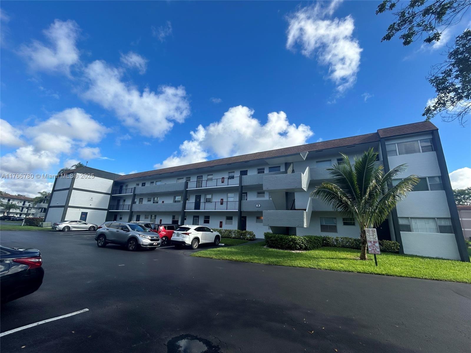 Property for Sale at 8330 Sands Point Blvd N208, Tamarac, Broward County, Florida - Bedrooms: 2 
Bathrooms: 2  - $183,000