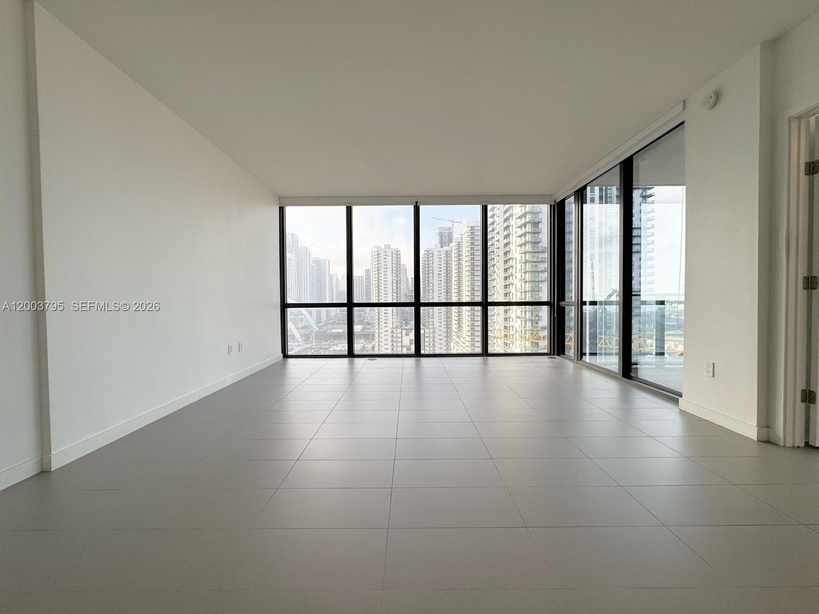 CANVAS CONDO - Residential Lease