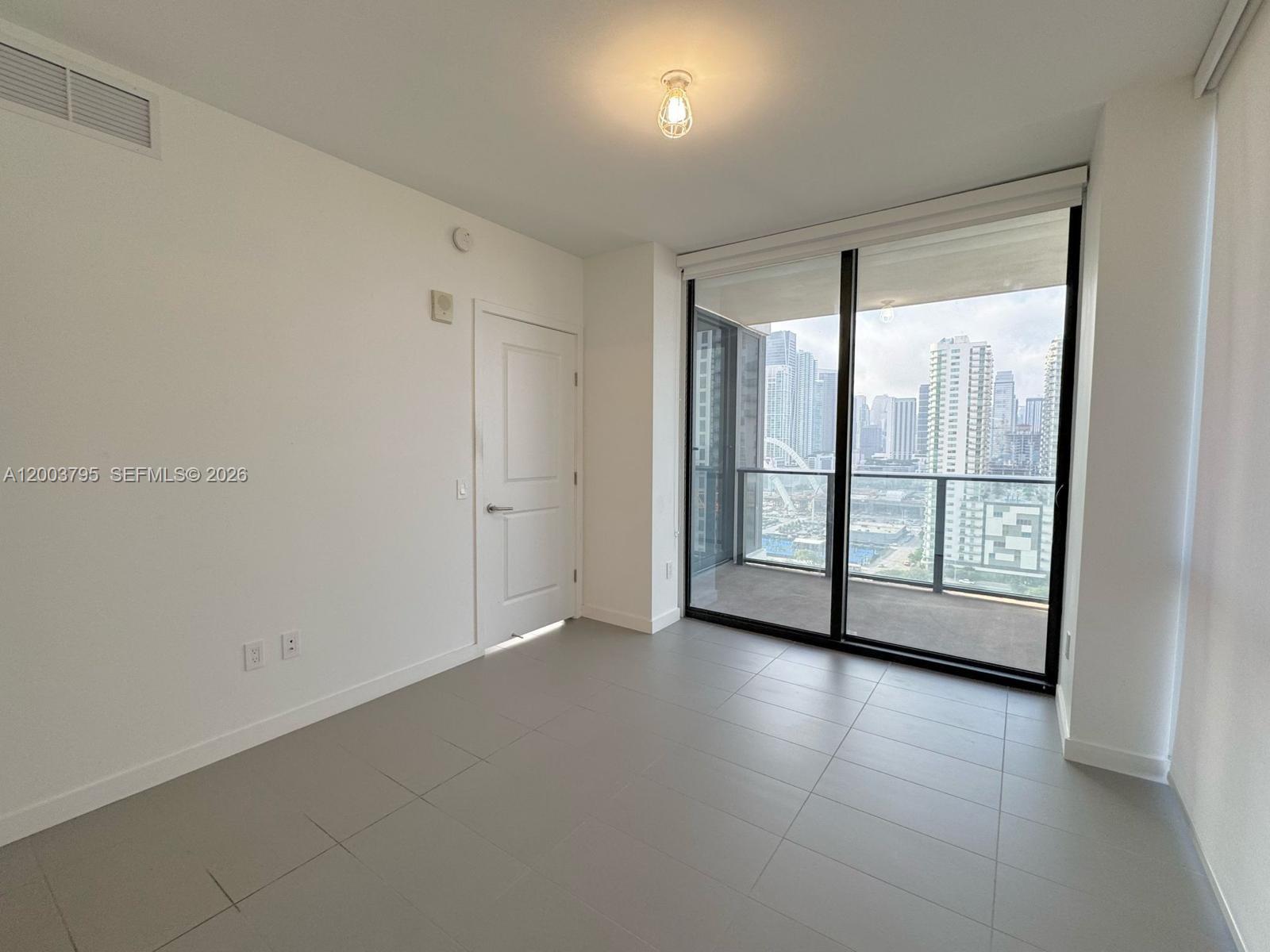 CANVAS CONDO - Residential Lease