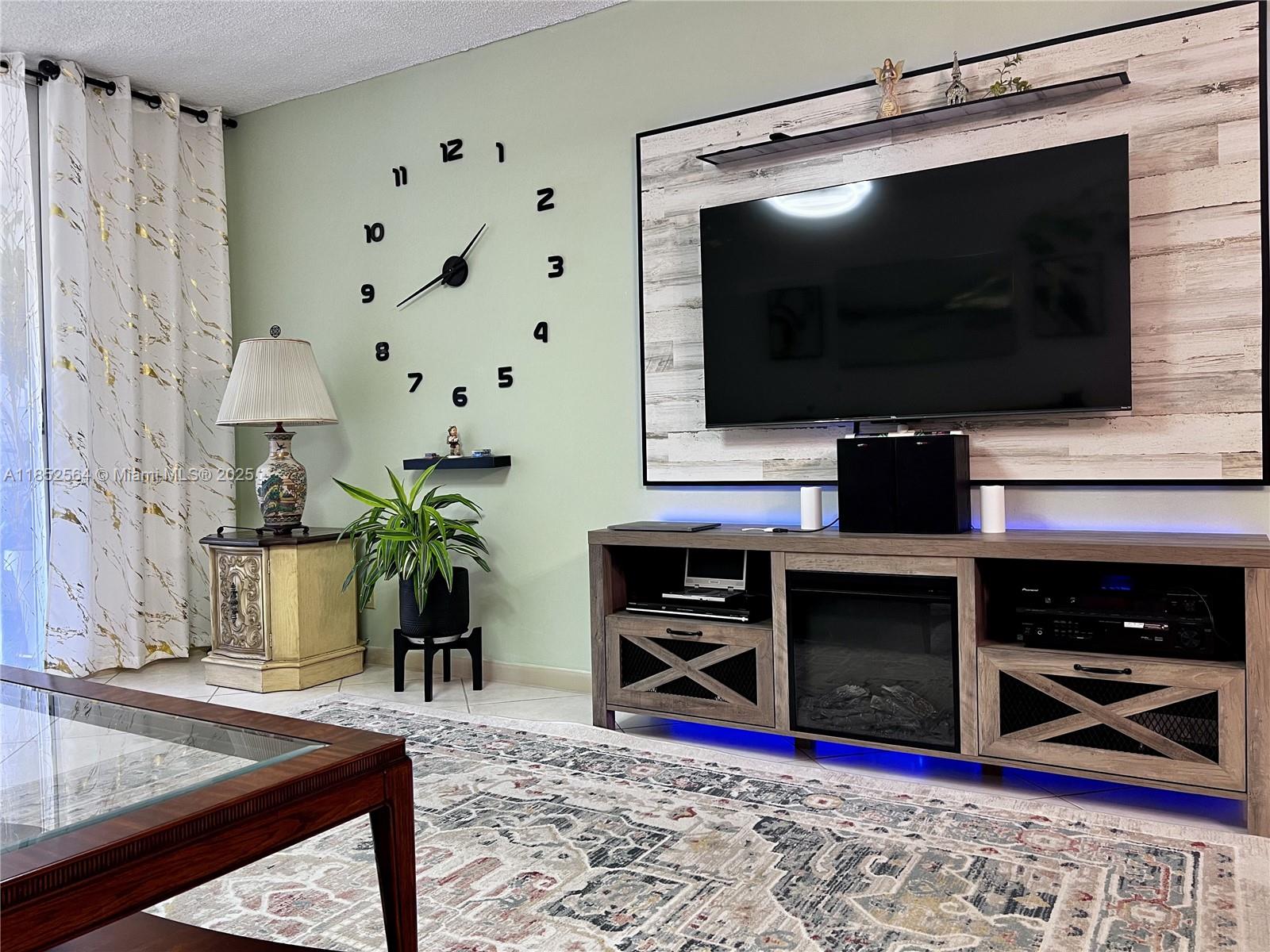 MEADOWBROOK TOWERS CONDO - Residential Lease