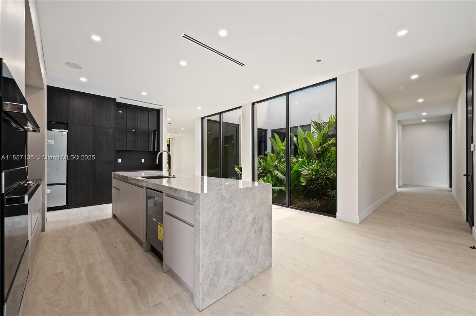 CORAL VILLAS REV - Residential