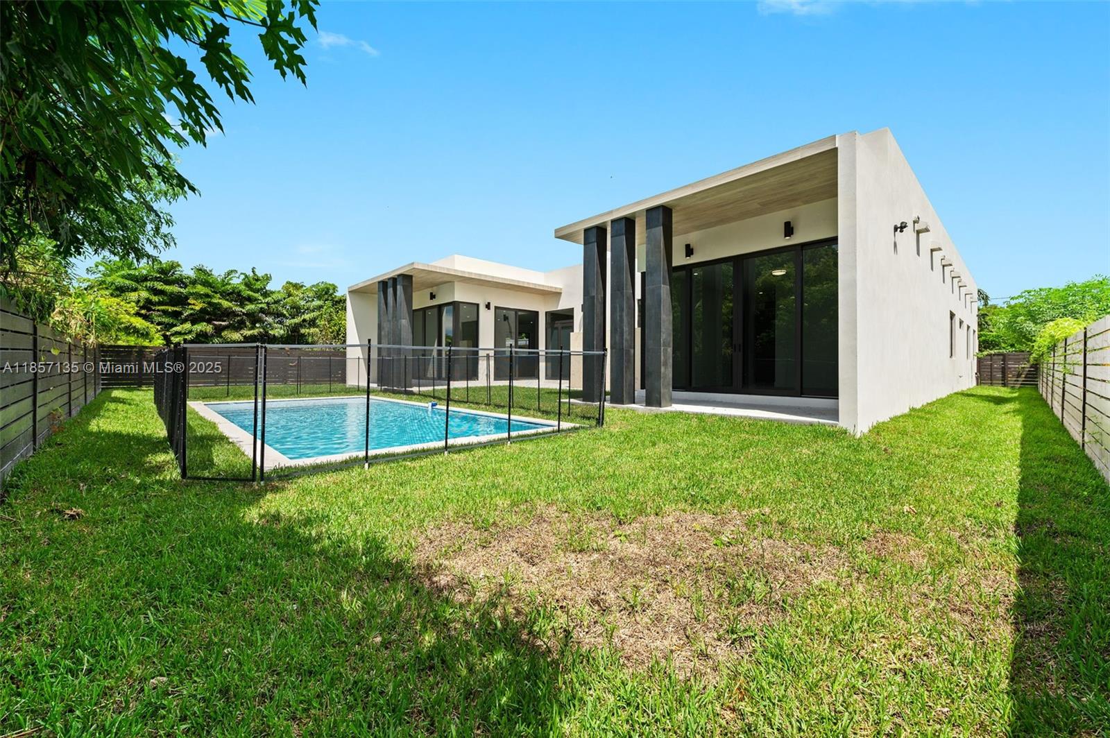 CORAL VILLAS REV - Residential