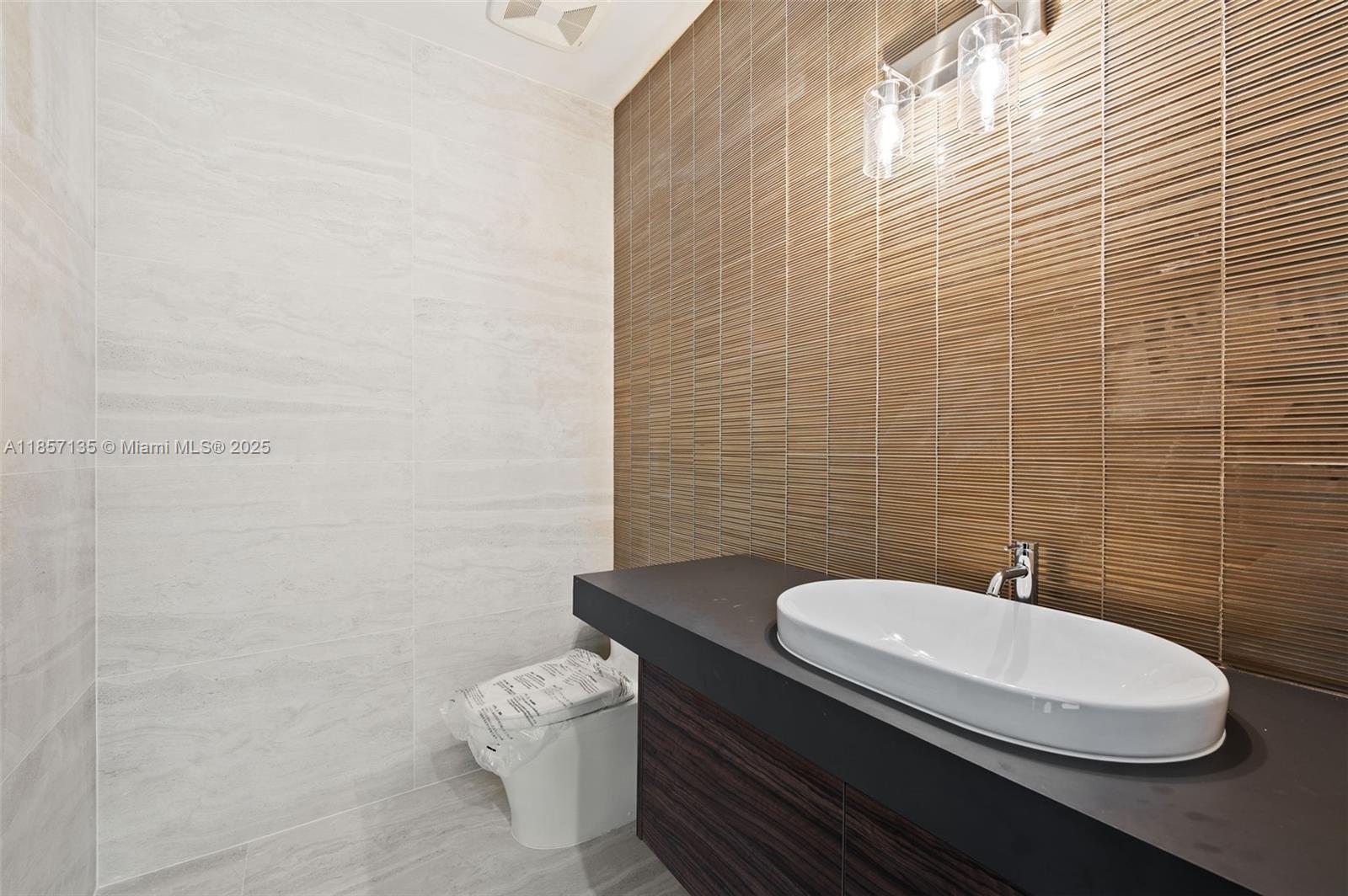 CORAL VILLAS REV - Residential