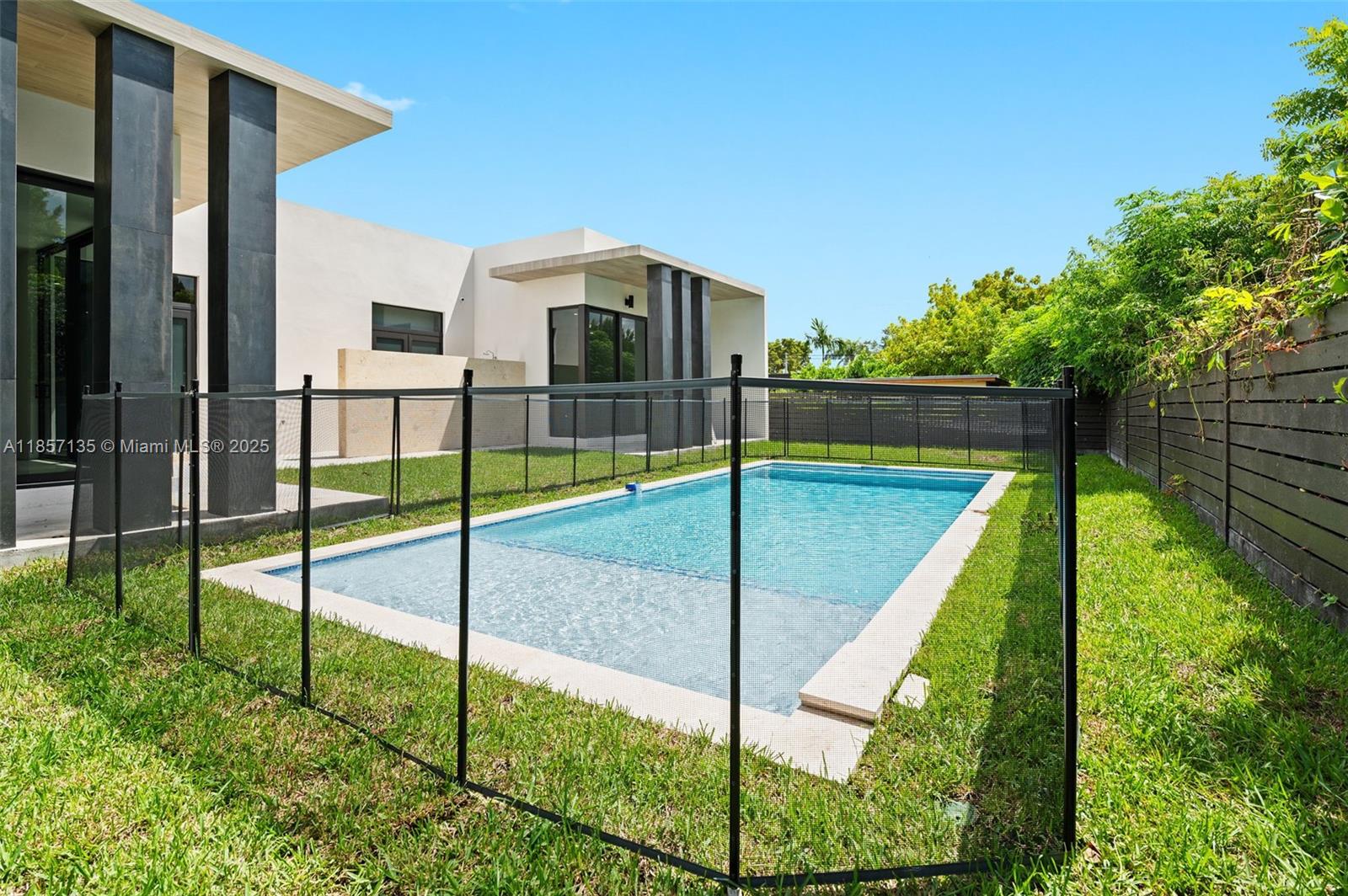 CORAL VILLAS REV - Residential