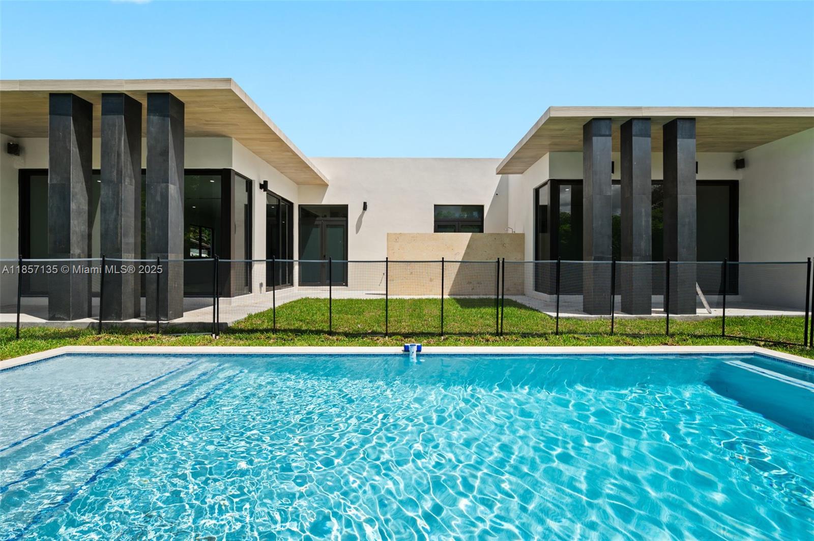 CORAL VILLAS REV - Residential