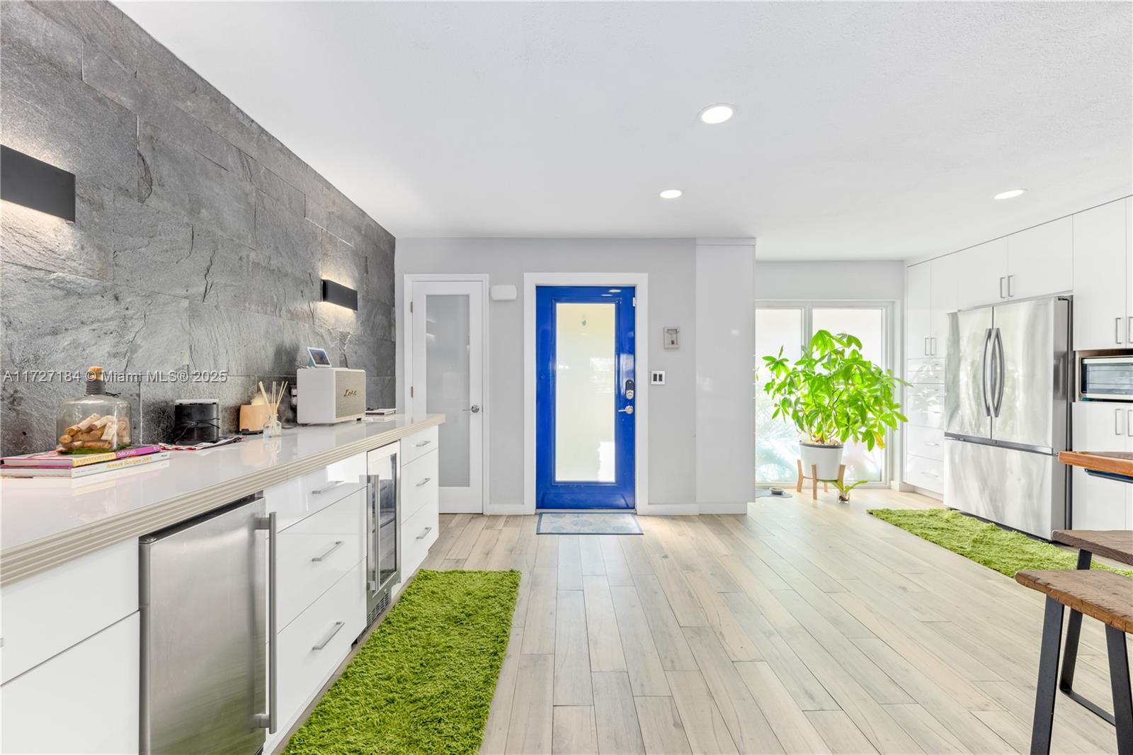 LAGO VERDE VILLAS CONDO - Residential Lease