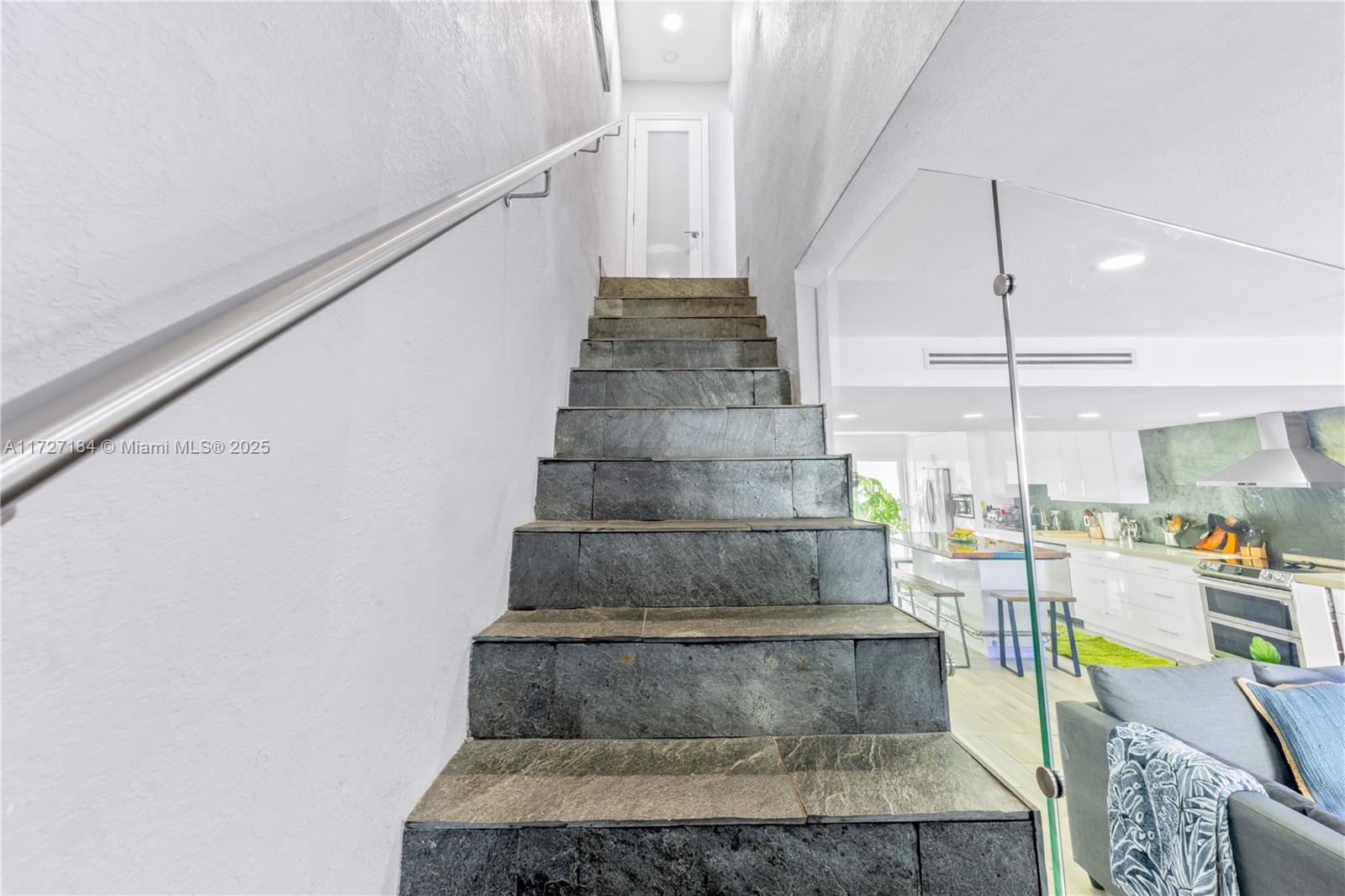 LAGO VERDE VILLAS CONDO - Residential Lease