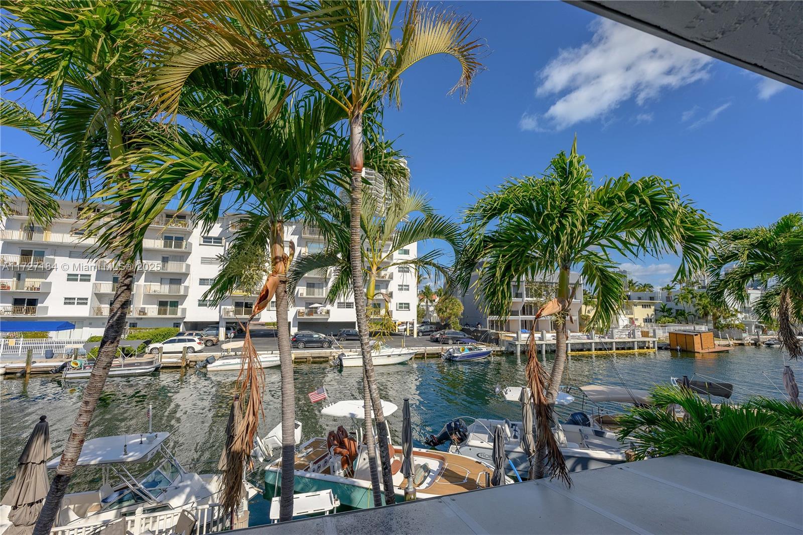 LAGO VERDE VILLAS CONDO - Residential Lease