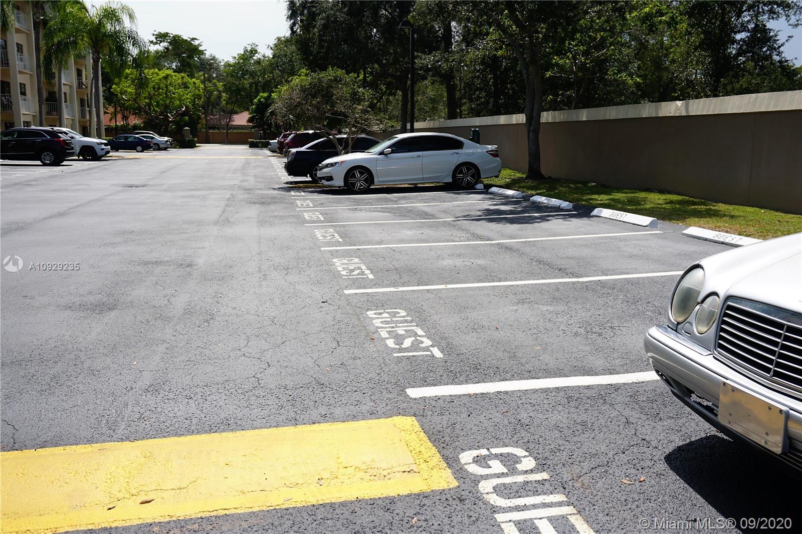 WISPERWOOD VILLAGE CONDO - Residential