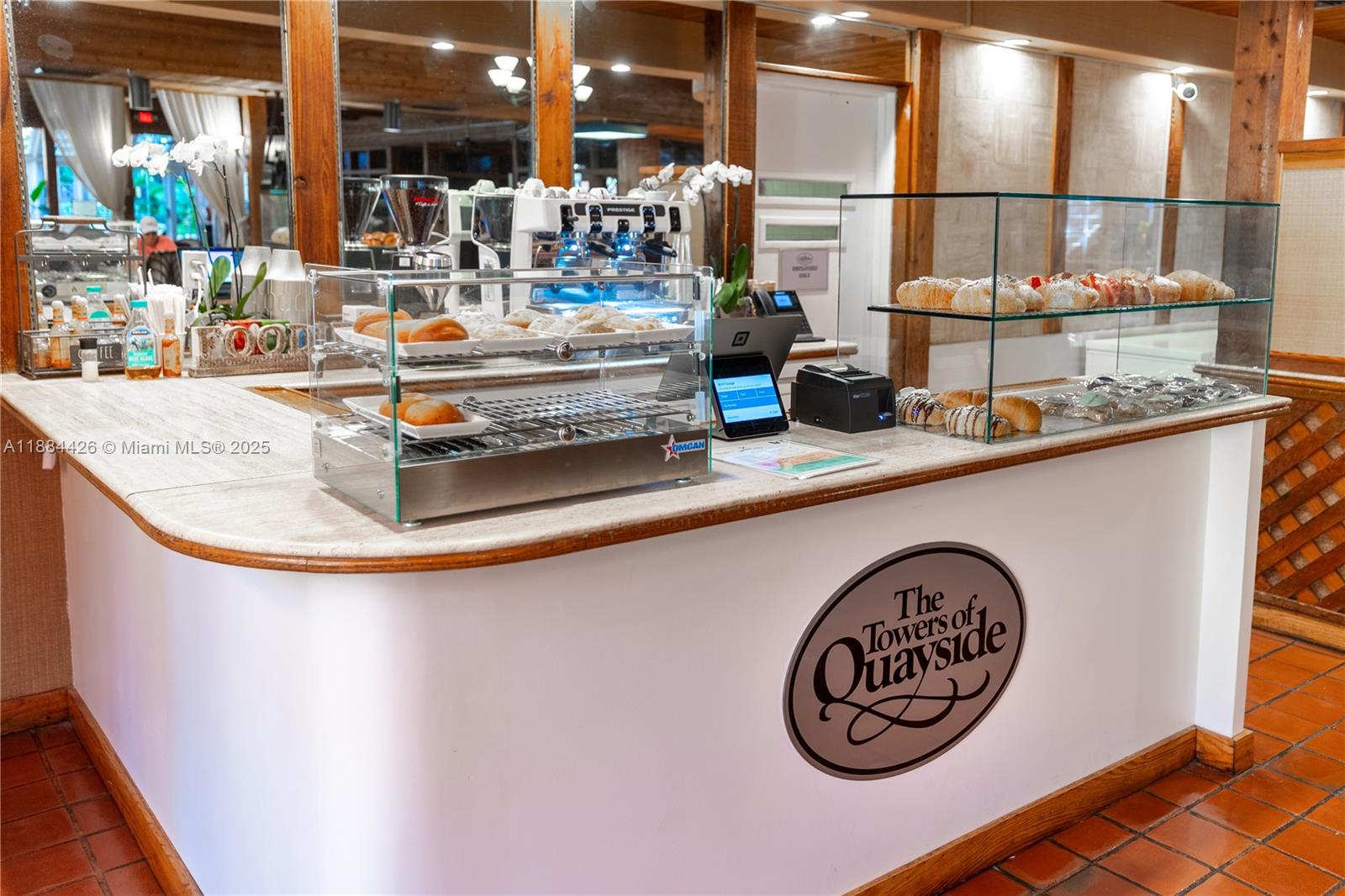 TOWERS OF QUAYSIDE CONDO - Residential