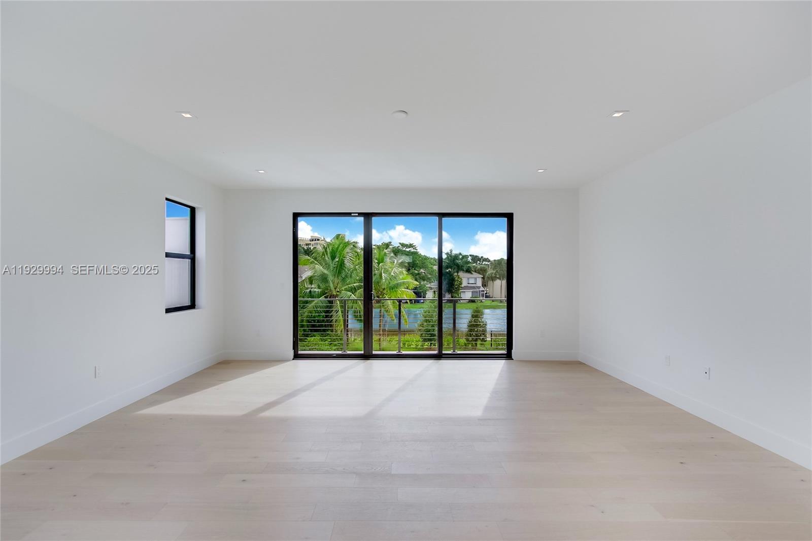 WESTON ESTATES - Residential