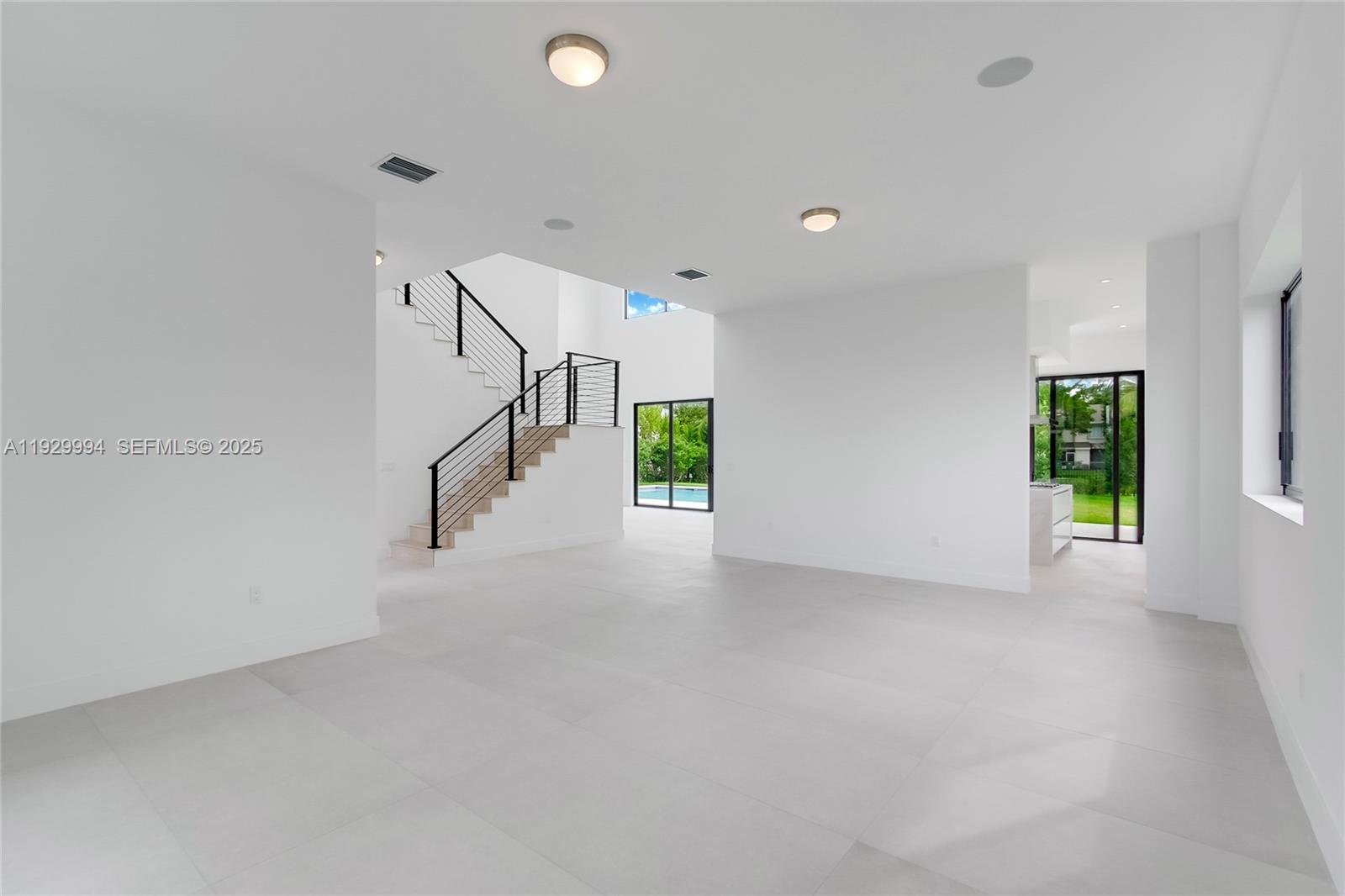 WESTON ESTATES - Residential