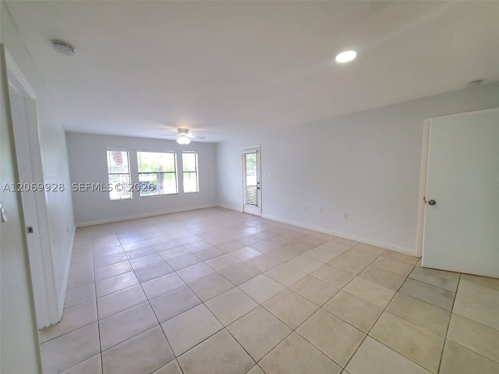 15591 SW 105th Ter 512