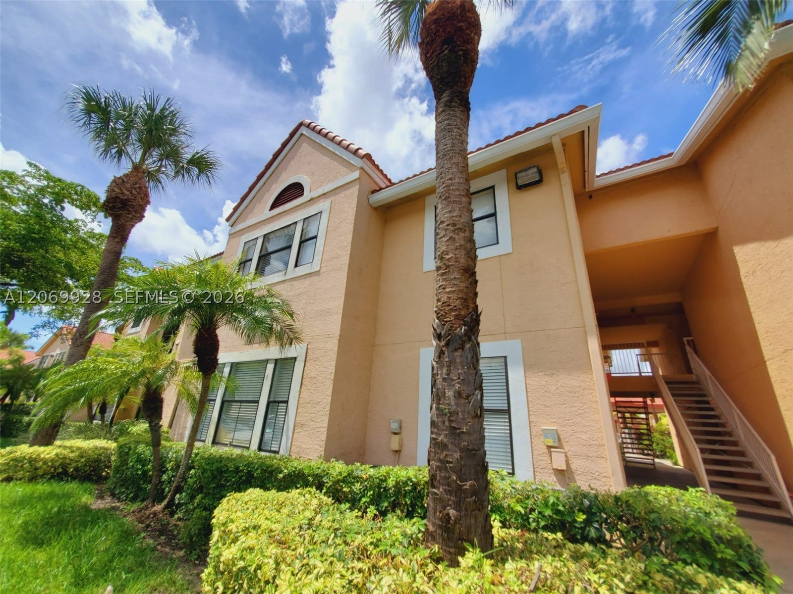 15591 SW 105th Ter 512