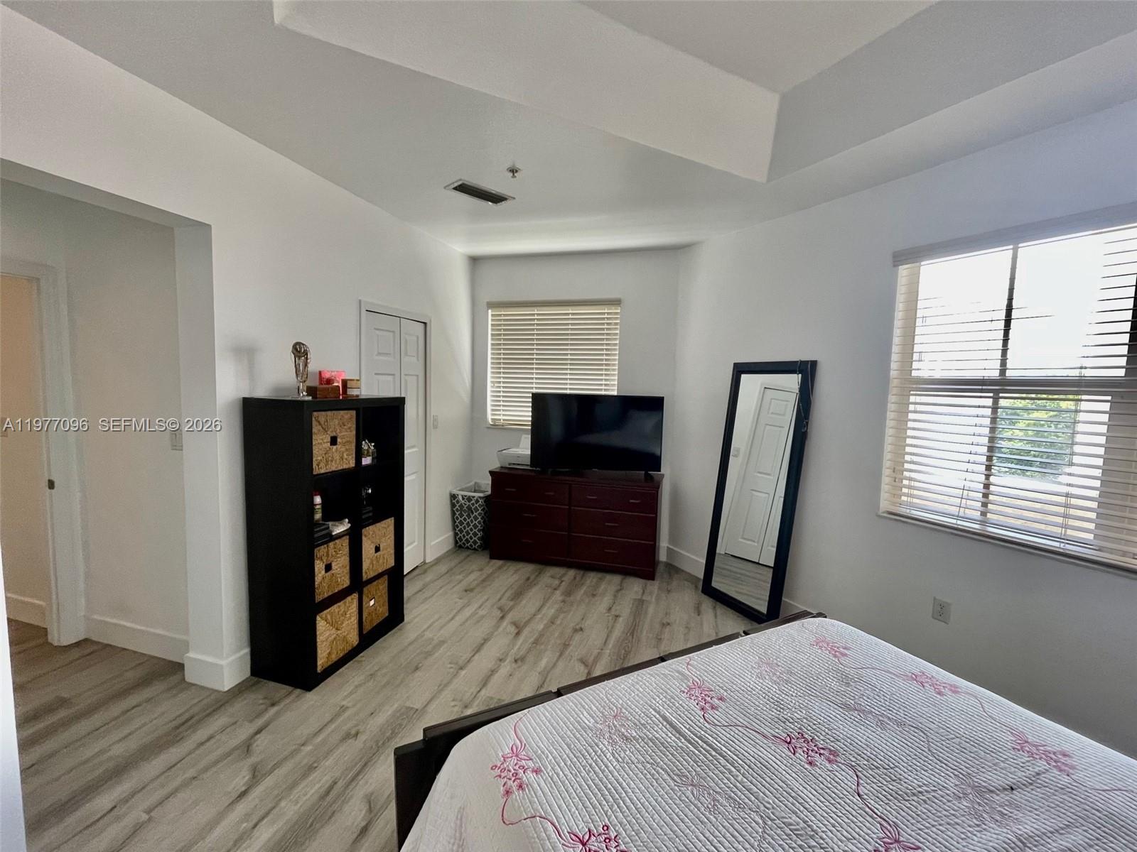 ST MORITZ AT DORAL CONDO - Residential Lease