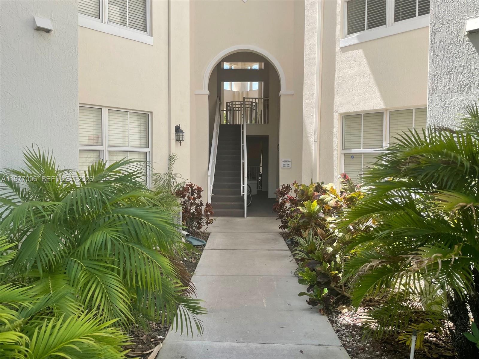 ST MORITZ AT DORAL CONDO - Residential Lease