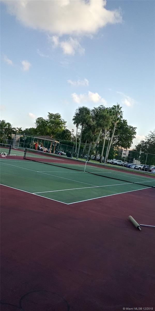 HORIZONS WEST CONDO #4 - Residential Lease