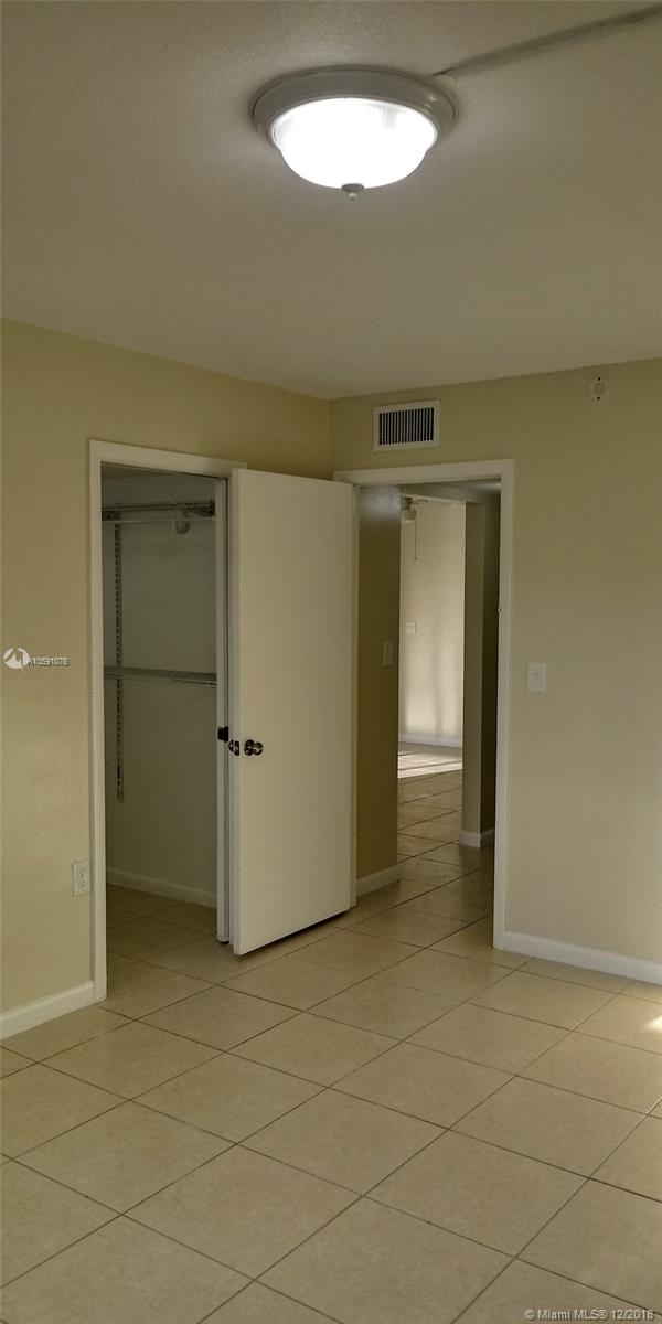 HORIZONS WEST CONDO #4 - Residential Lease