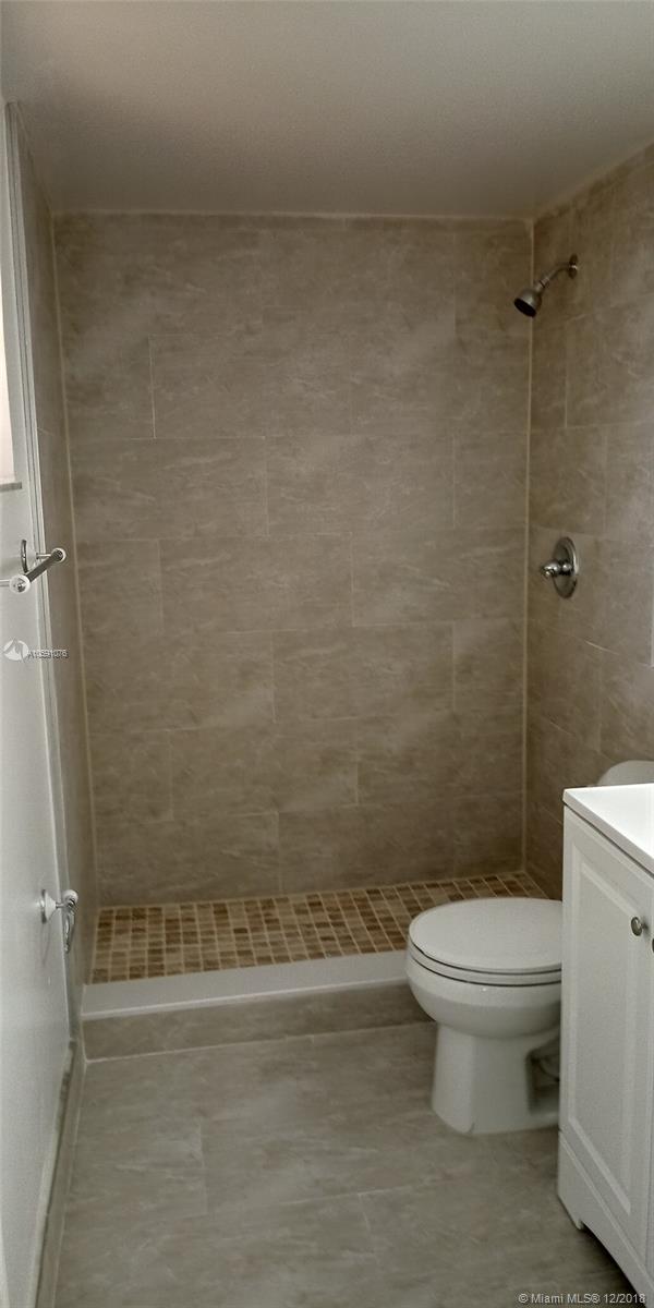 HORIZONS WEST CONDO #4 - Residential Lease