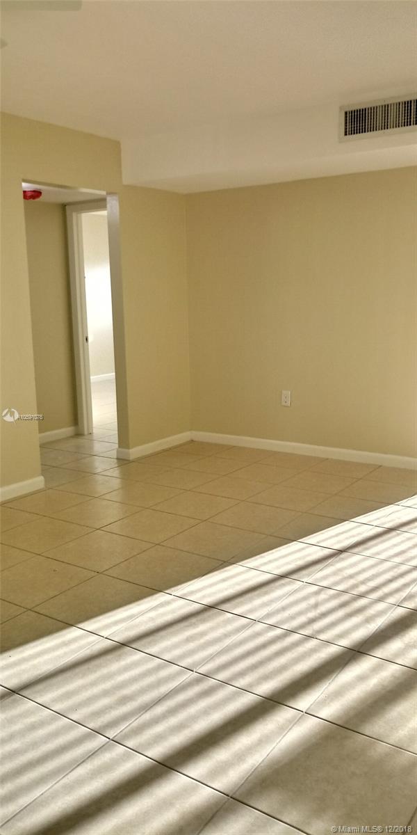 HORIZONS WEST CONDO #4 - Residential Lease