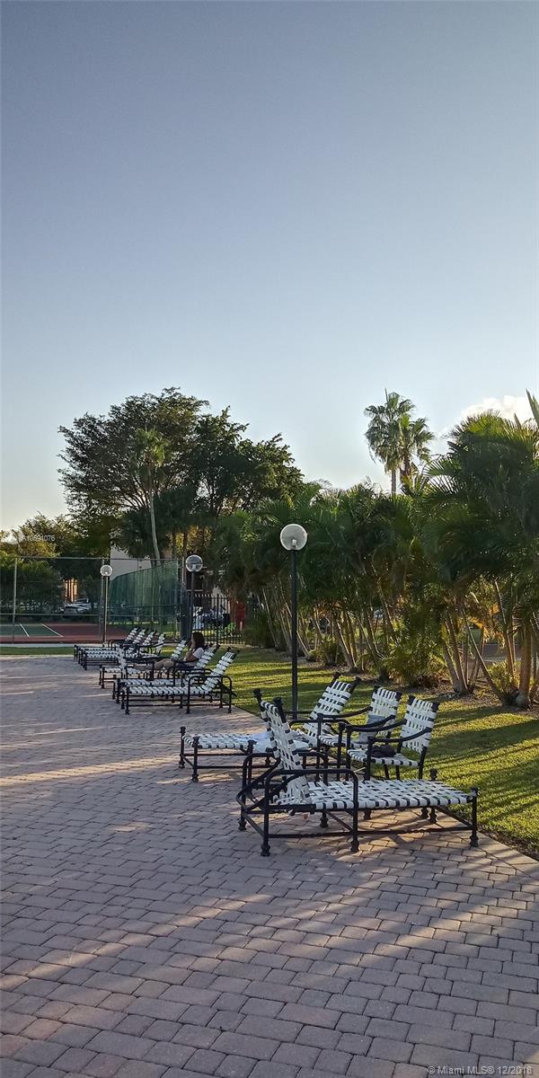 HORIZONS WEST CONDO #4 - Residential Lease