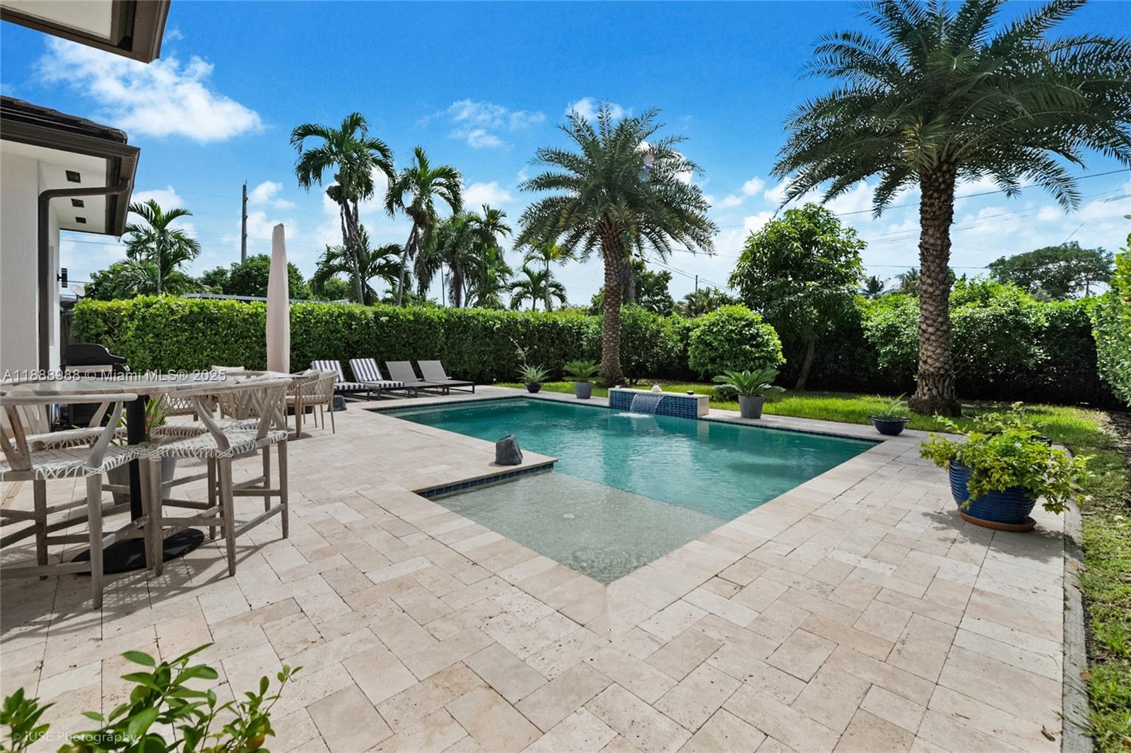 CORAL VILLAS REV - Residential Lease