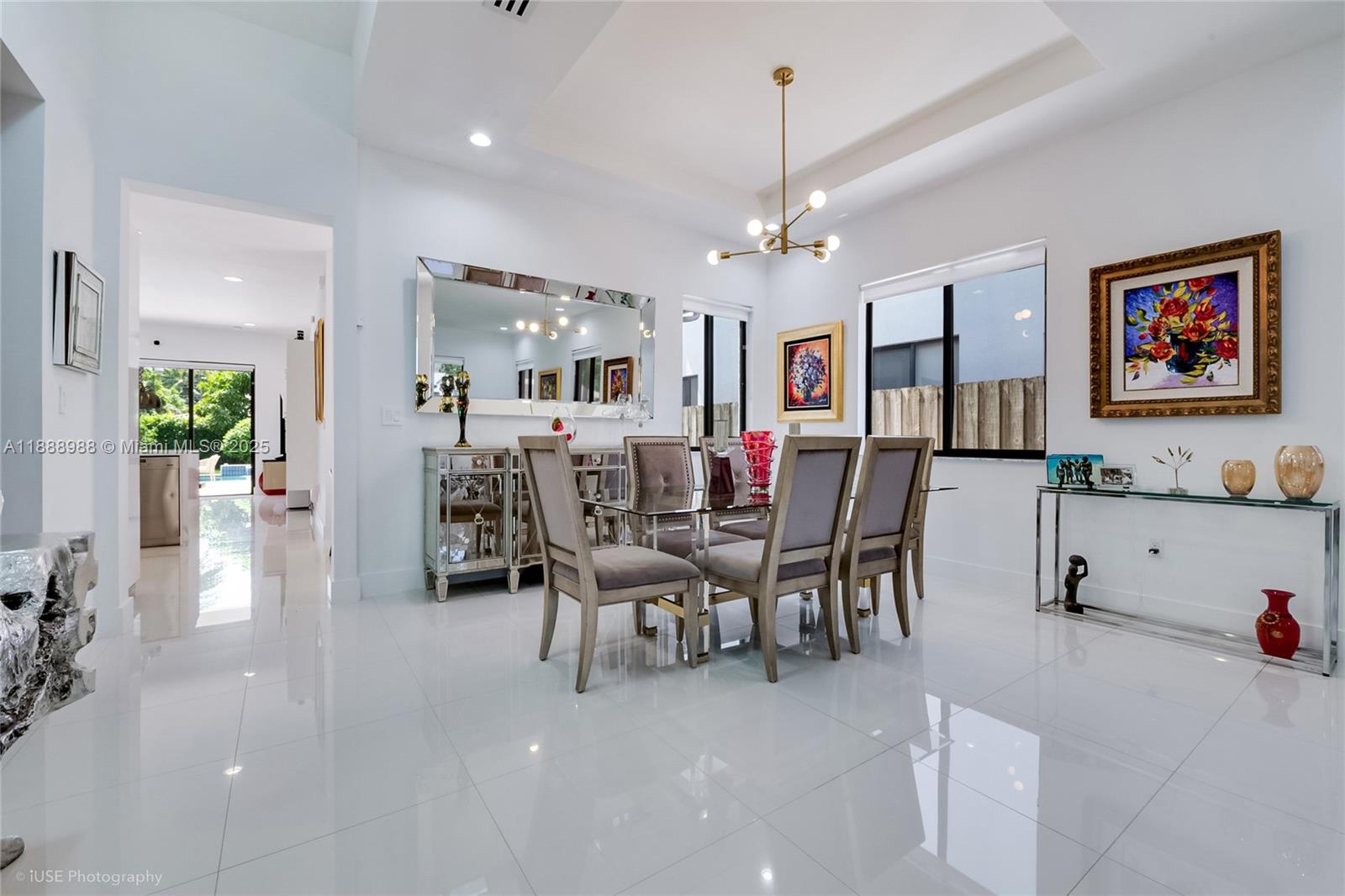 CORAL VILLAS REV - Residential Lease