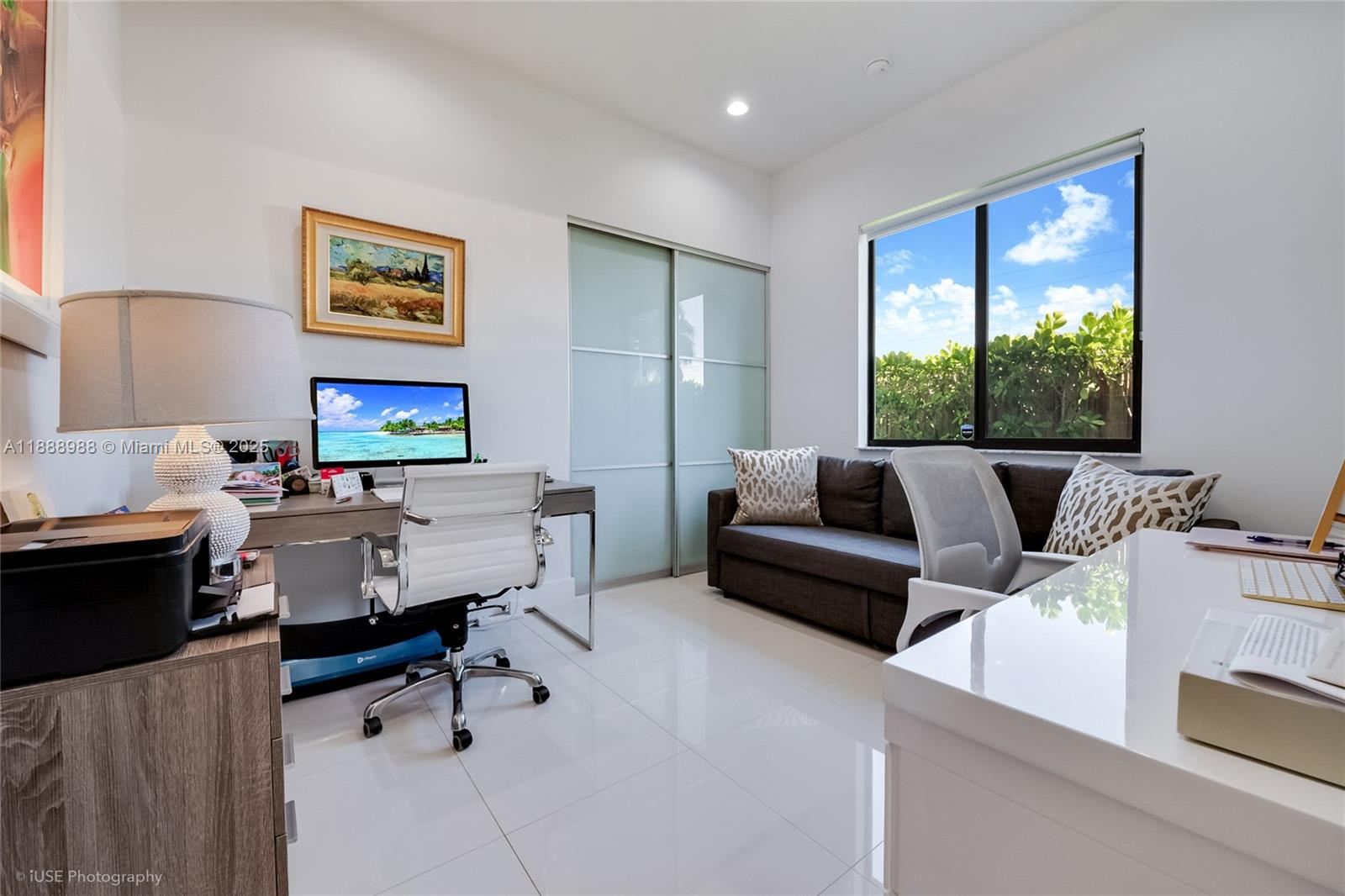 CORAL VILLAS REV - Residential Lease