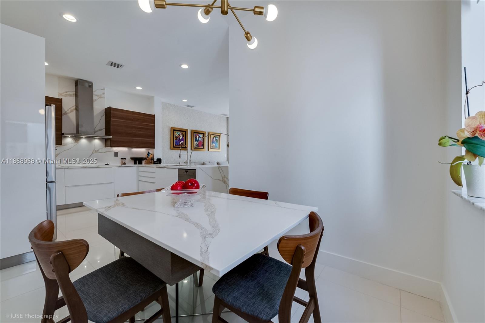 CORAL VILLAS REV - Residential Lease